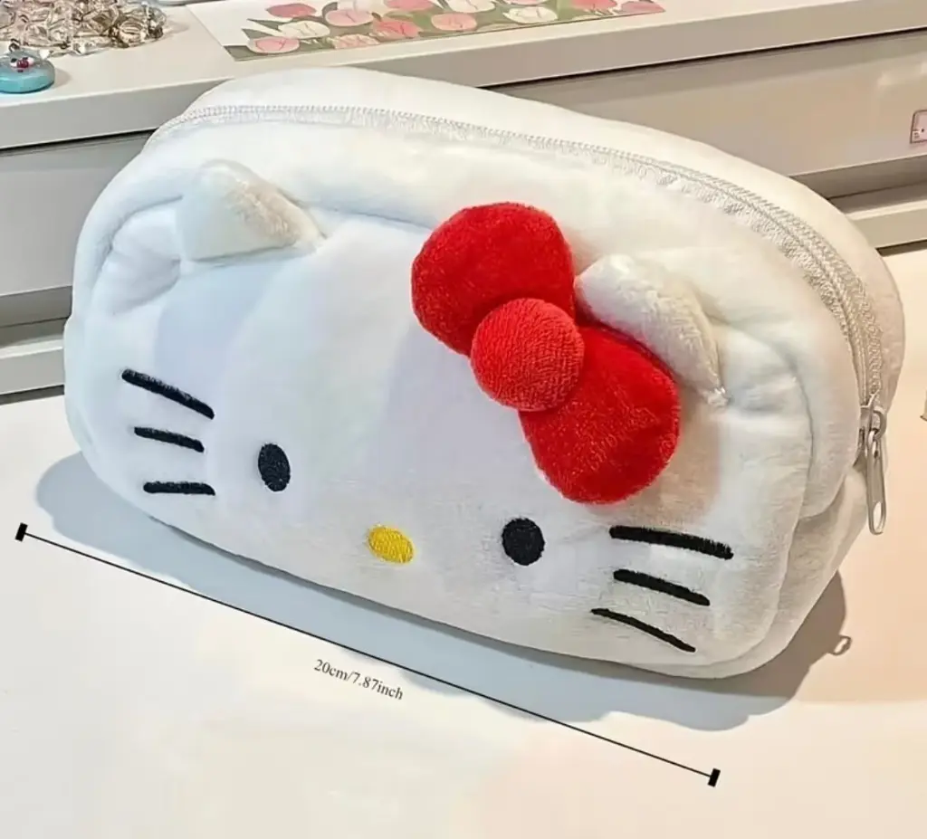 cosmetiquera kitty 1.webp