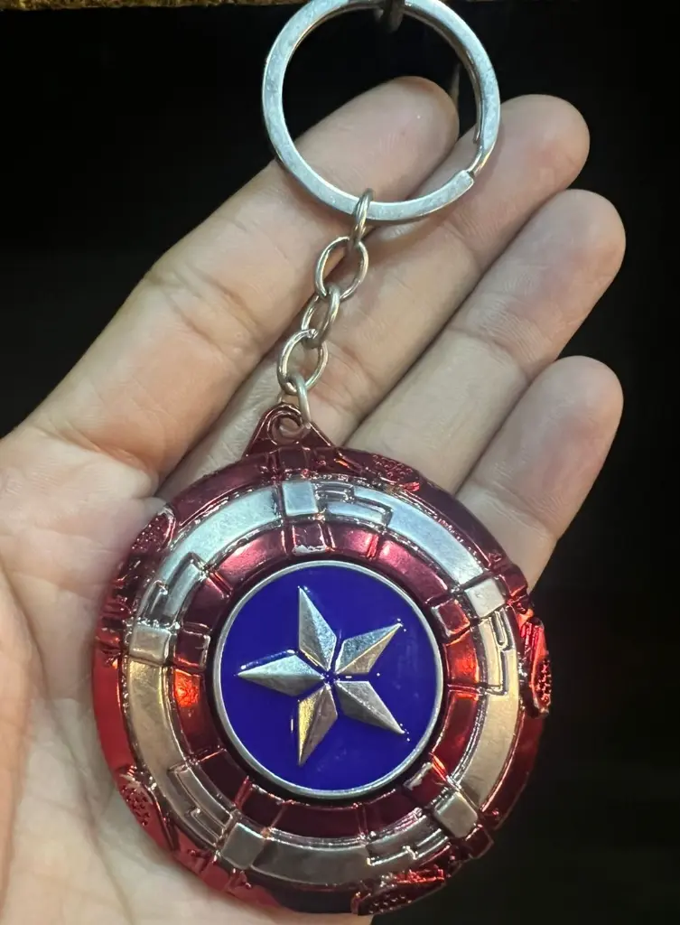 L escudo cap.webp