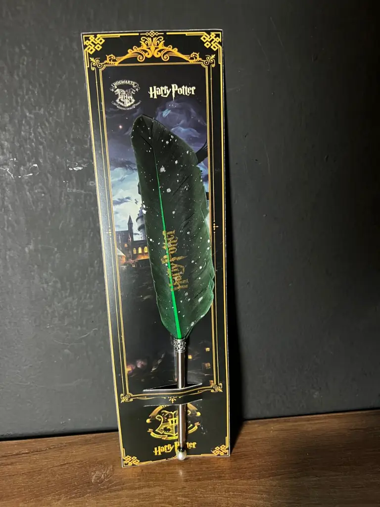 pluma verde.webp