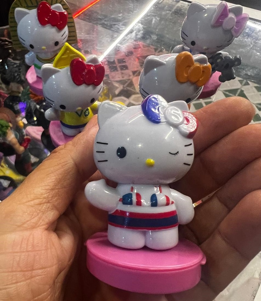 Gashapon de Hello Kitty - Francia
