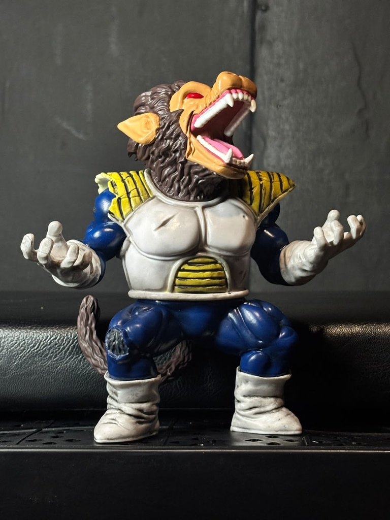 Figura de Vegeta Ozaru.